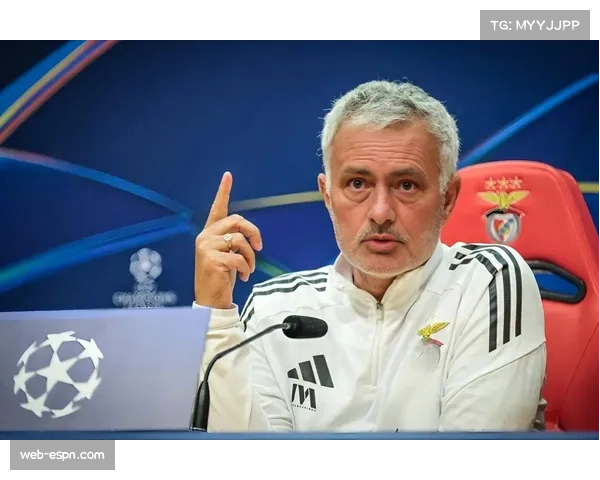 穆里尼奥现身都灵，引发其下赛季可能执教尤文图斯猜测